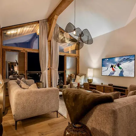 Luxury Penthouse - Panoramic Views, Indoor Fireplace, Extraordinary Terrace Courchevel