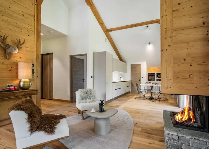 Luxury Penthouse - Panoramic Views, Indoor Fireplace, Extraordinary Terrace *