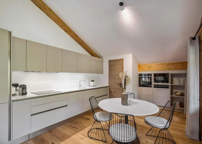 Luxury Penthouse - Panoramic Views, Indoor Fireplace, Extraordinary Terrace * Κουρσεβέλ