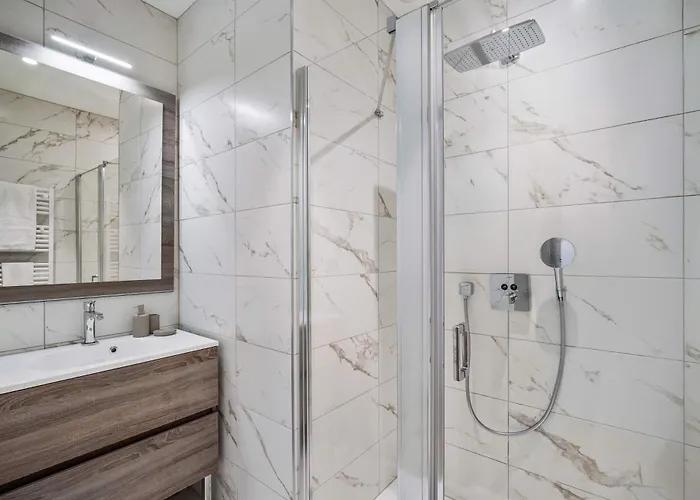 شقة Luxury Penthouse - Panoramic Views, Indoor Fireplace, Extraordinary Terrace كورشوفيل