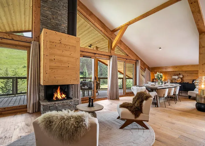 Luxury Penthouse - Panoramic Views, Indoor Fireplace, Extraordinary Terrace شقة كورشوفيل